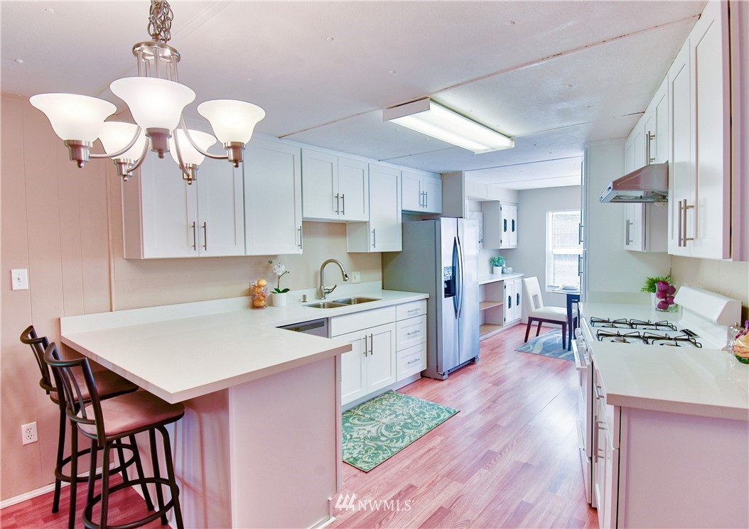 12702 Northeast 190th Street Bothell, WA 98011 - Photo 8 of 32