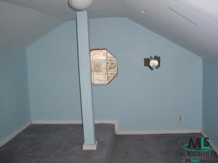 2915 Norton Lawn Street Rochester, MI 48307 - Photo 10 of 11 939317-9.JPG