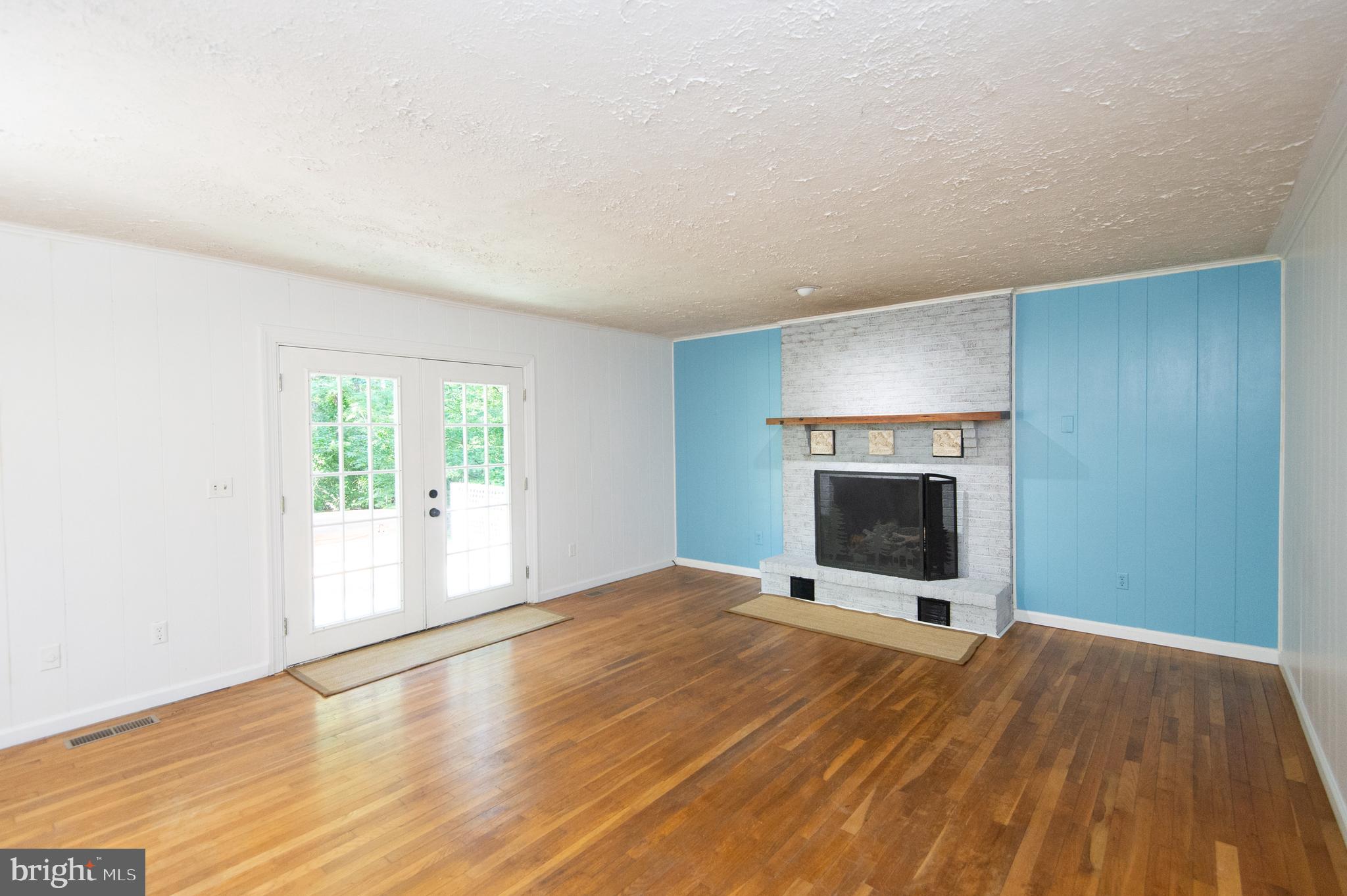 10774 Chapel Road Cordova, MD 21625 - Photo 12 of 76 Family Room with Gas Fireplace