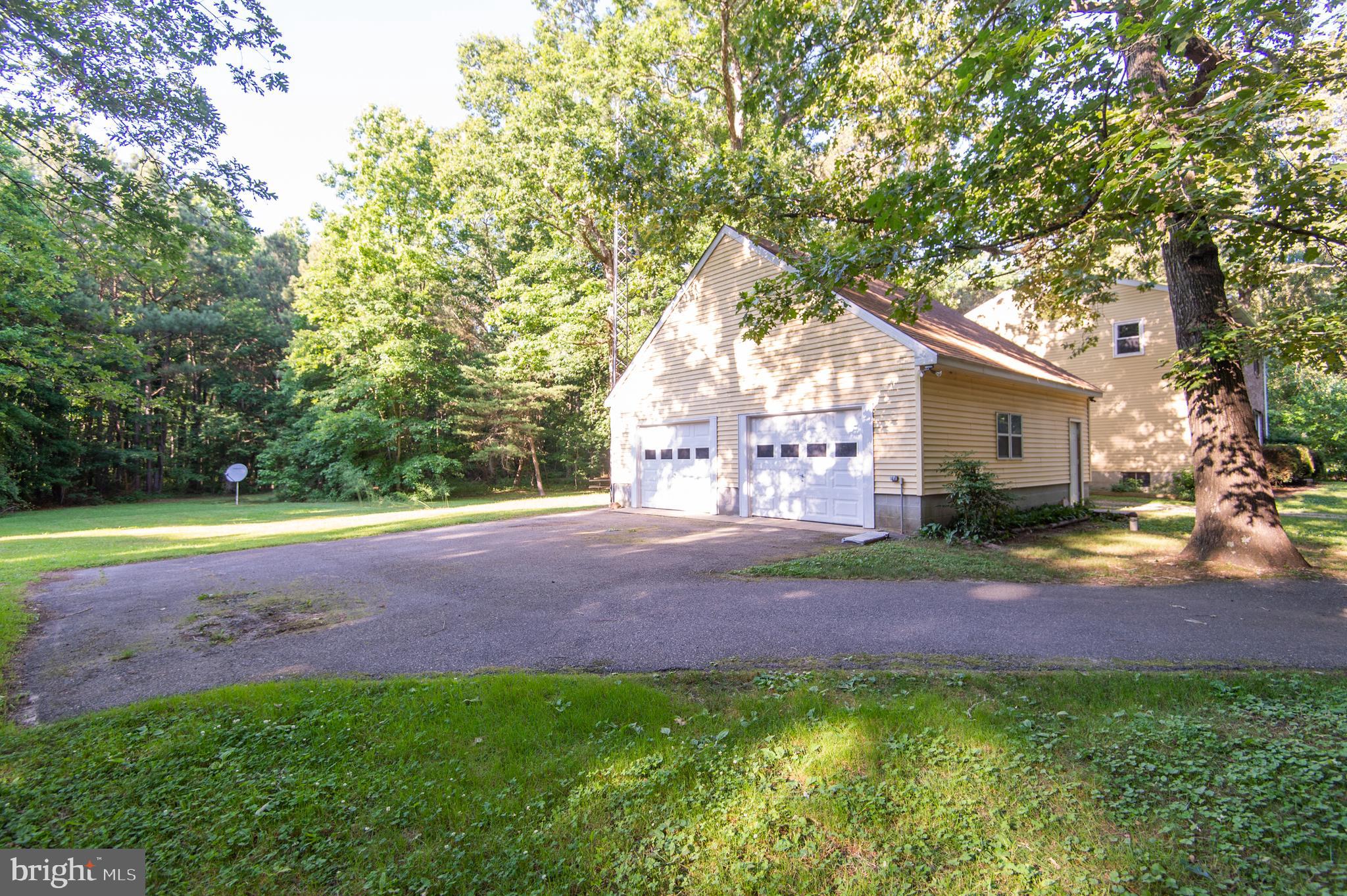 10774 Chapel Road Cordova, MD 21625 - Photo 66 of 76 Side View Garage
