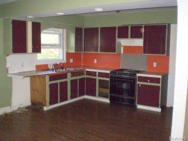 Mitchell Kitchen.jpg