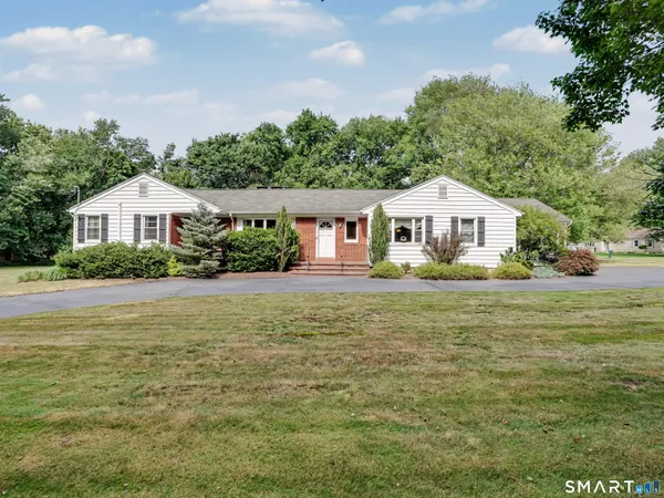 $639,900 | 579 Racebrook Road, Orange, CT 06477