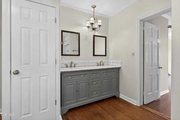 $439,900 | 2111 Lee Highway, Bristol, VA 24201