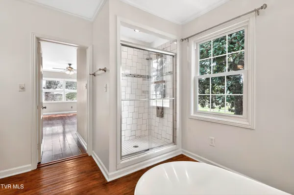 $439,900 | 2111 Lee Highway, Bristol, VA 24201