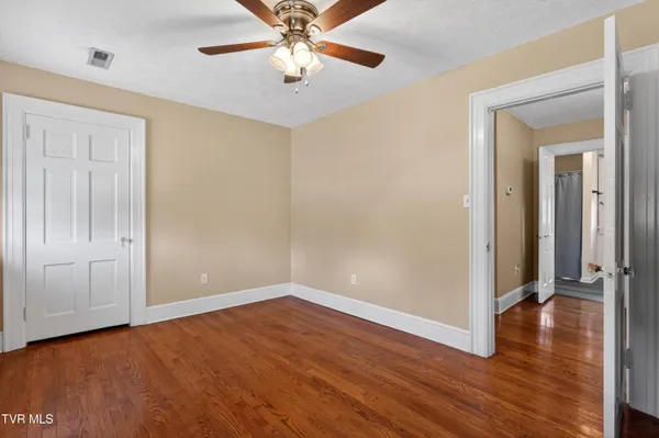 $439,900 | 2111 Lee Highway, Bristol, VA 24201