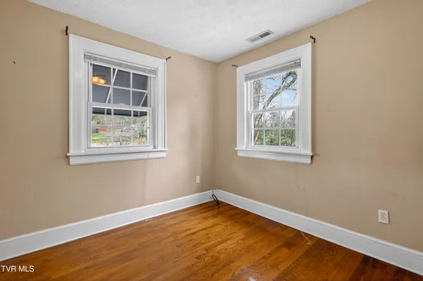 $439,900 | 2111 Lee Highway, Bristol, VA 24201