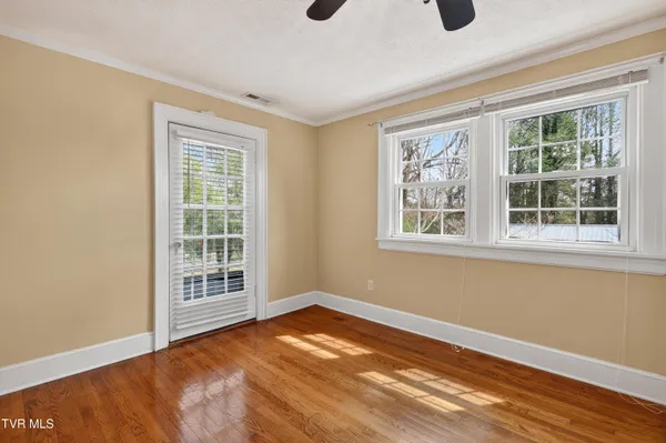 $439,900 | 2111 Lee Highway, Bristol, VA 24201