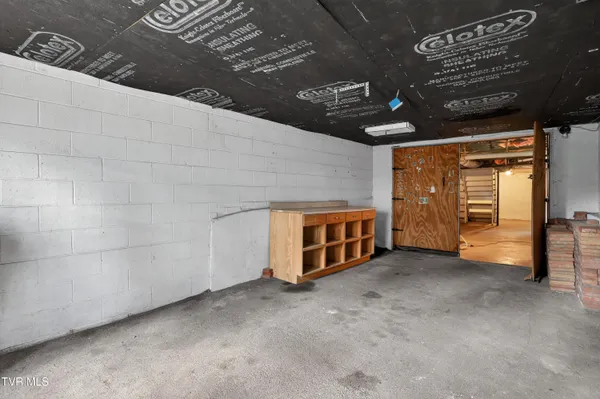 $439,900 | 2111 Lee Highway, Bristol, VA 24201