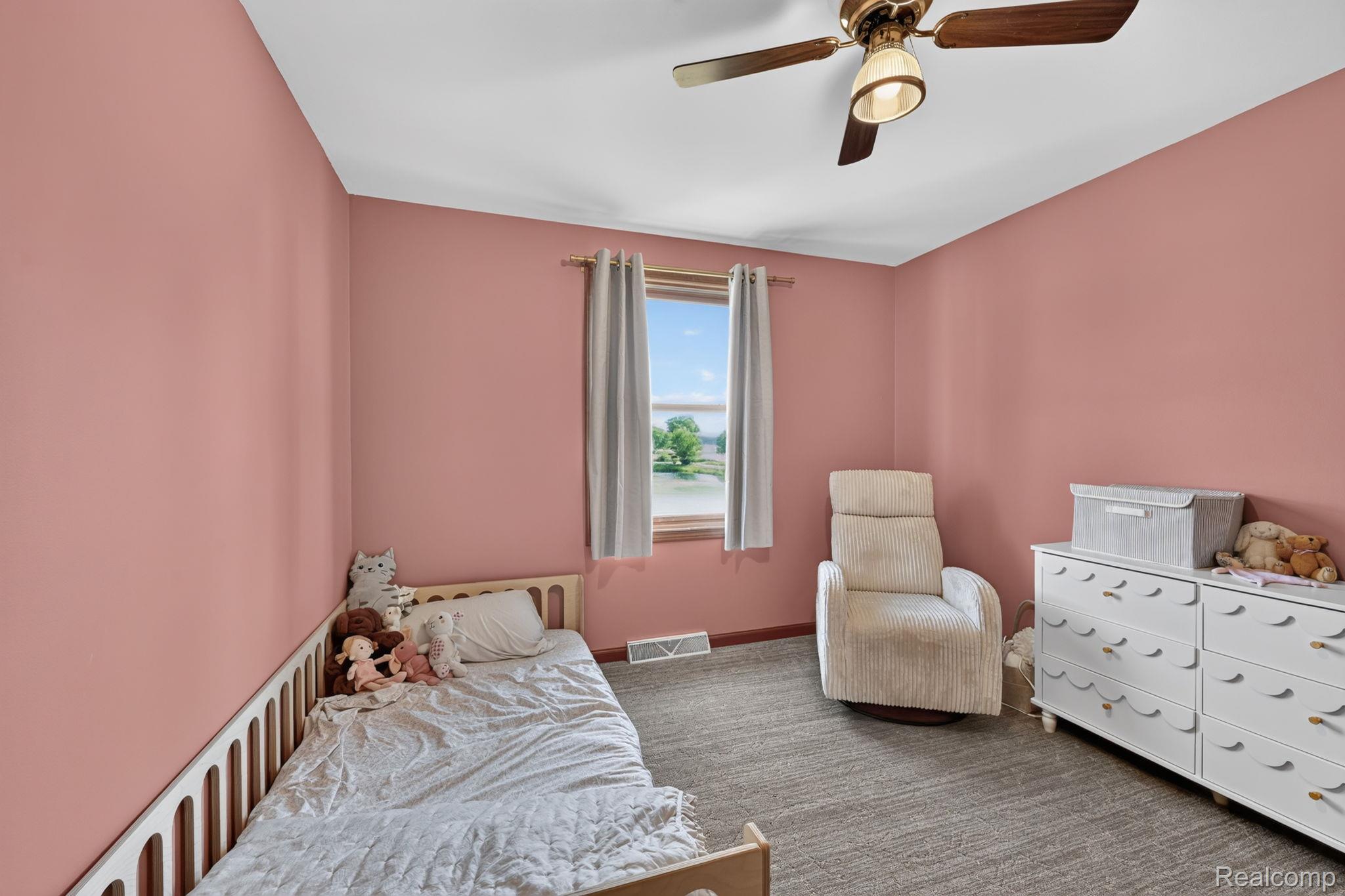 9889 Ditch Road Chesaning, MI 48616 - Photo 24 of 71 24-web-or-mls-DSC_8813.jpg