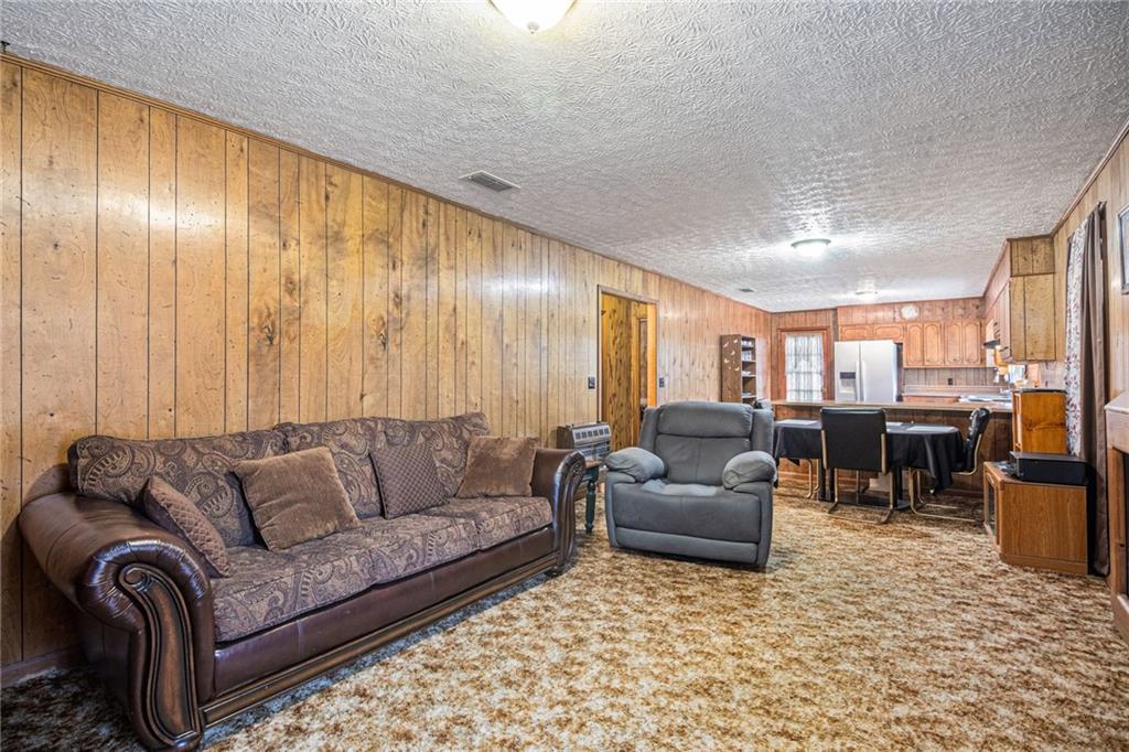 6741 Fairmount Highway Southeast Calhoun, GA 30701 - Photo 4 of 29