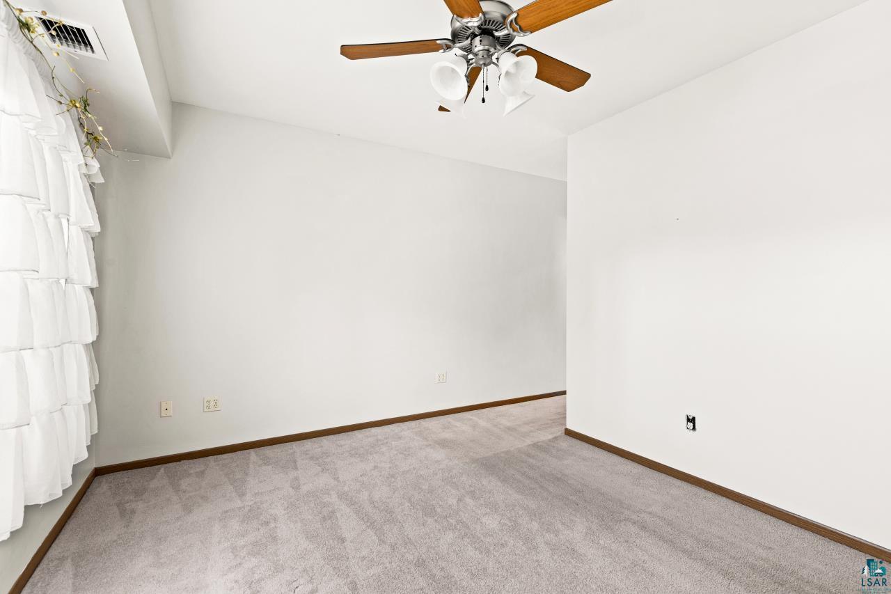 4042 Haines Road, Unit 205 Duluth, MN 55811 - Photo 19 of 40