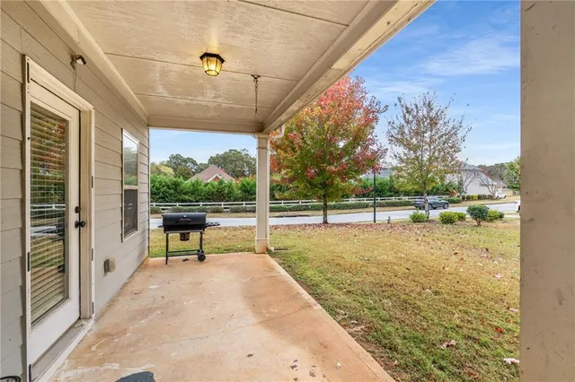 a view of a outdoor space