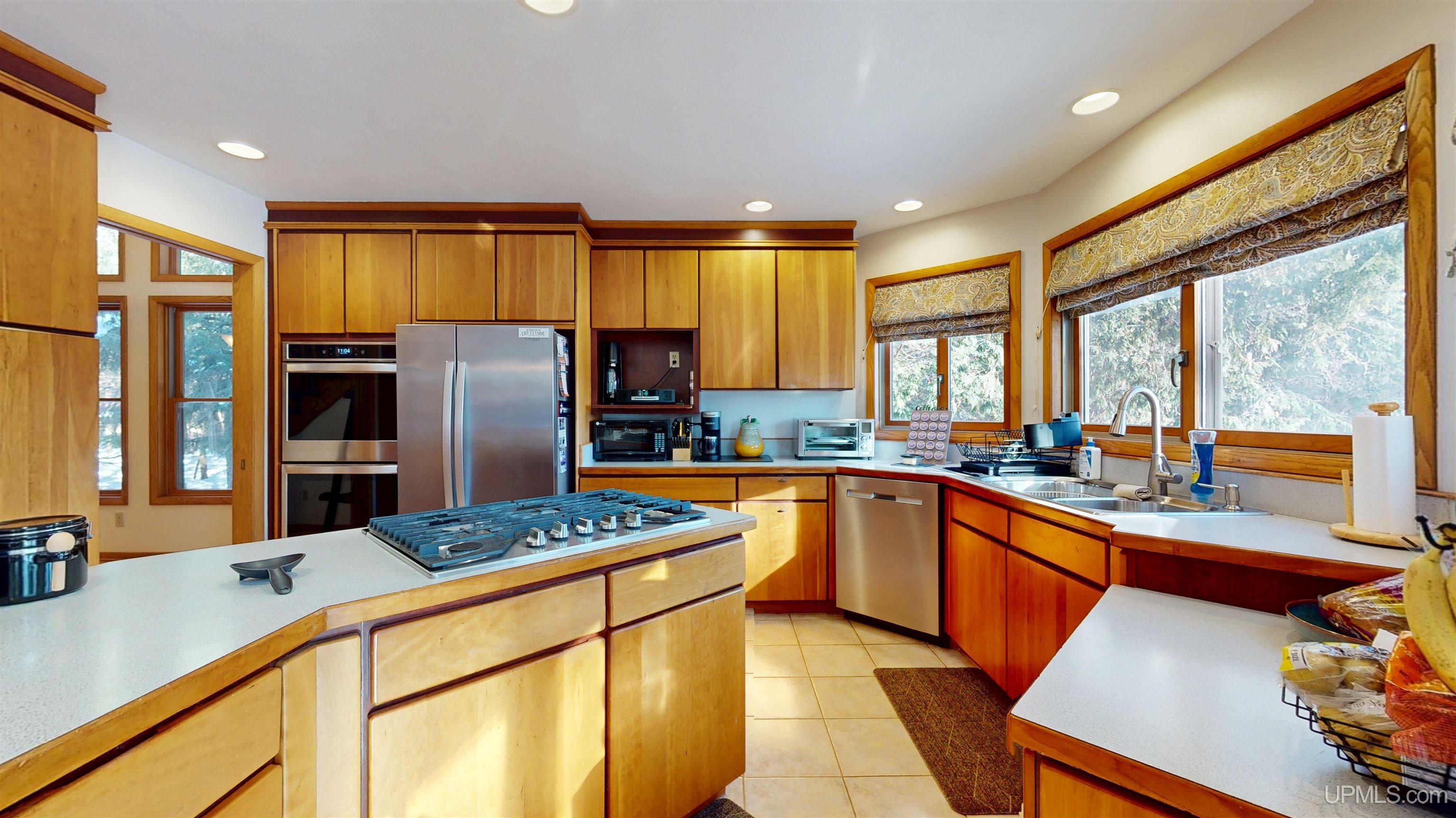 4318 K Road Bark River, MI 49807 - Photo 14 of 80 Gallery Image 14