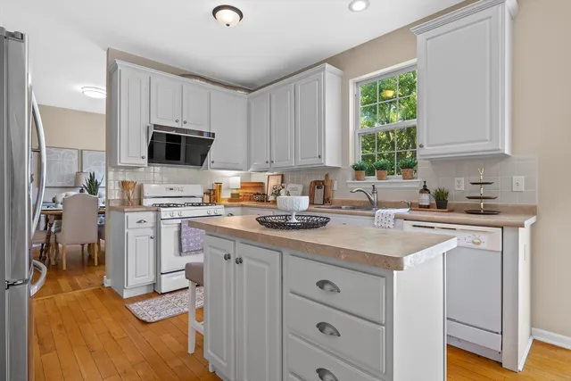 $499,900 | 8817 242nd Avenue, Salem Lakes, WI 53168