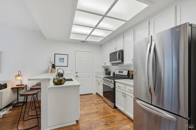 $925,000 | 94 Mariners Circle, San Rafael, CA 94903