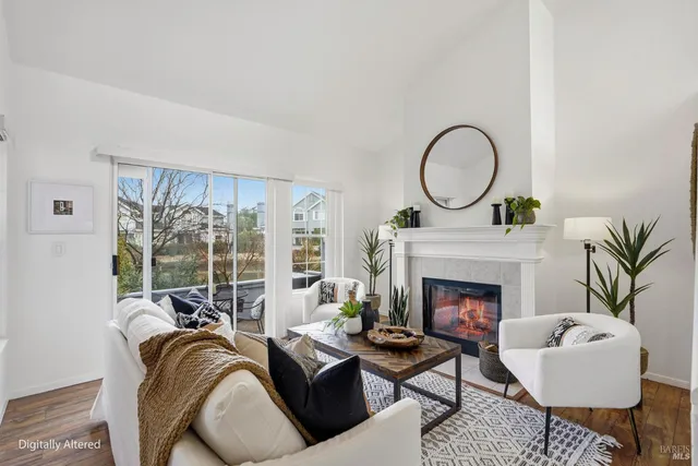 $925,000 | 94 Mariners Circle, San Rafael, CA 94903