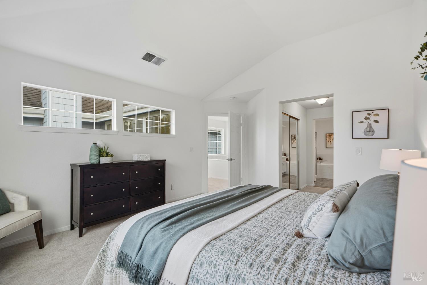 94 Mariners Circle San Rafael, CA 94903 - Photo 24 of 54