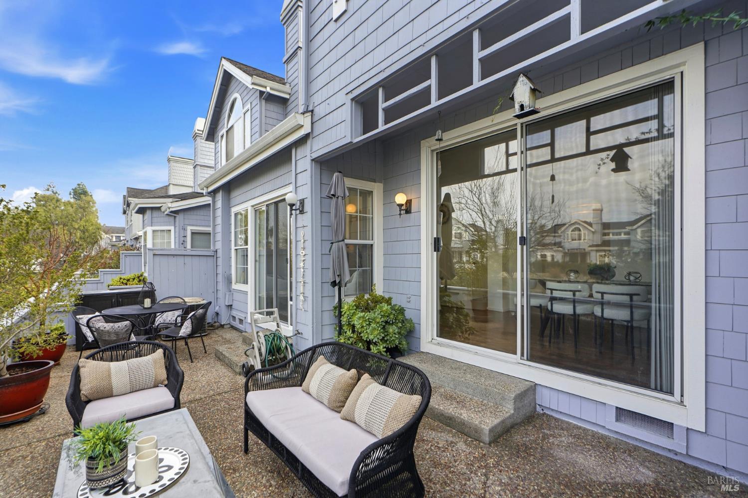 94 Mariners Circle San Rafael, CA 94903 - Photo 34 of 54