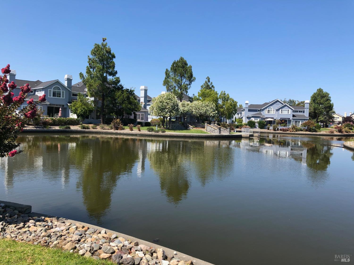 94 Mariners Circle San Rafael, CA 94903 - Photo 51 of 54