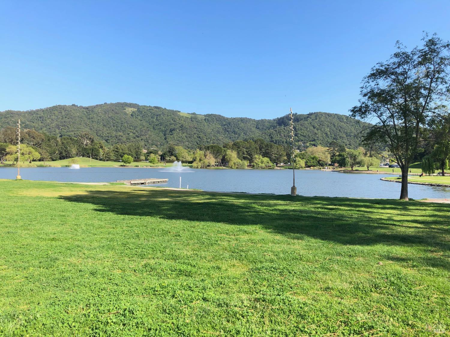 94 Mariners Circle San Rafael, CA 94903 - Photo 52 of 54 Civic Center park