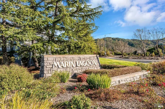 $925,000 | 94 Mariners Circle, San Rafael, CA 94903
