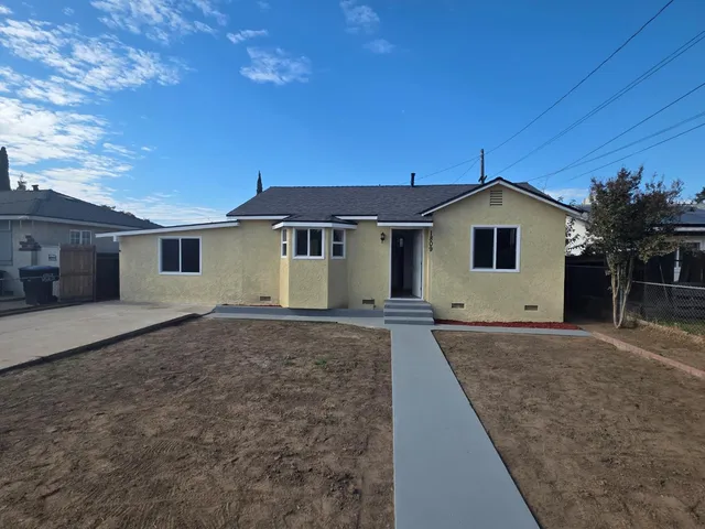 $260,000 | 1809 North Bridge Street, Visalia, CA 93291