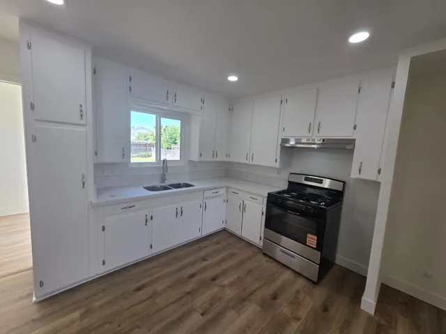 $260,000 | 1809 North Bridge Street, Visalia, CA 93291