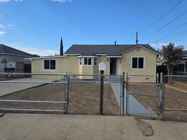 $260,000 | 1809 North Bridge Street, Visalia, CA 93291