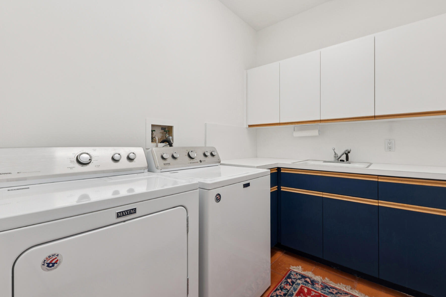 10403 Stonebridge Boulevard Boca Raton, FL 33498 - Photo 20 of 51 a utility room with dryer and washer