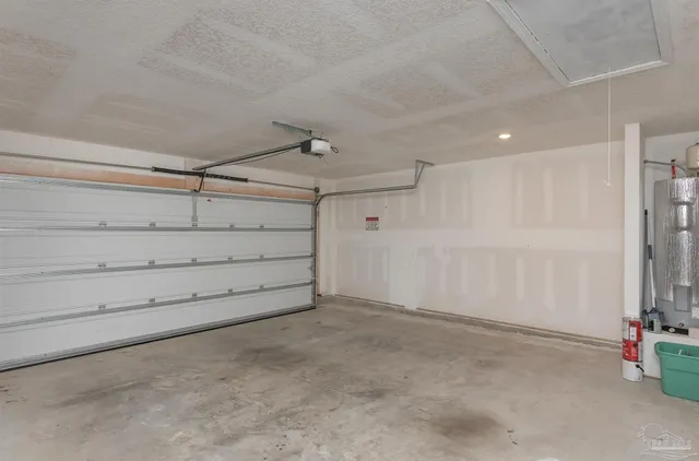 $2,100 | 7486 Oak Lake Boulevard, Pensacola, FL 32526