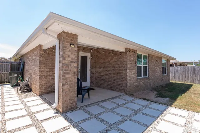 $2,100 | 7486 Oak Lake Boulevard, Pensacola, FL 32526