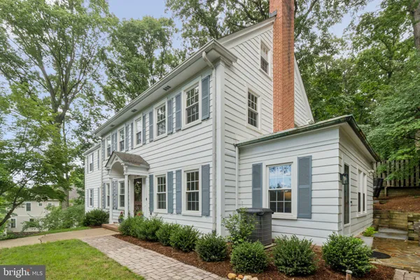 $1,475,000 | 1805 Army Navy Drive, Arlington, VA 22202