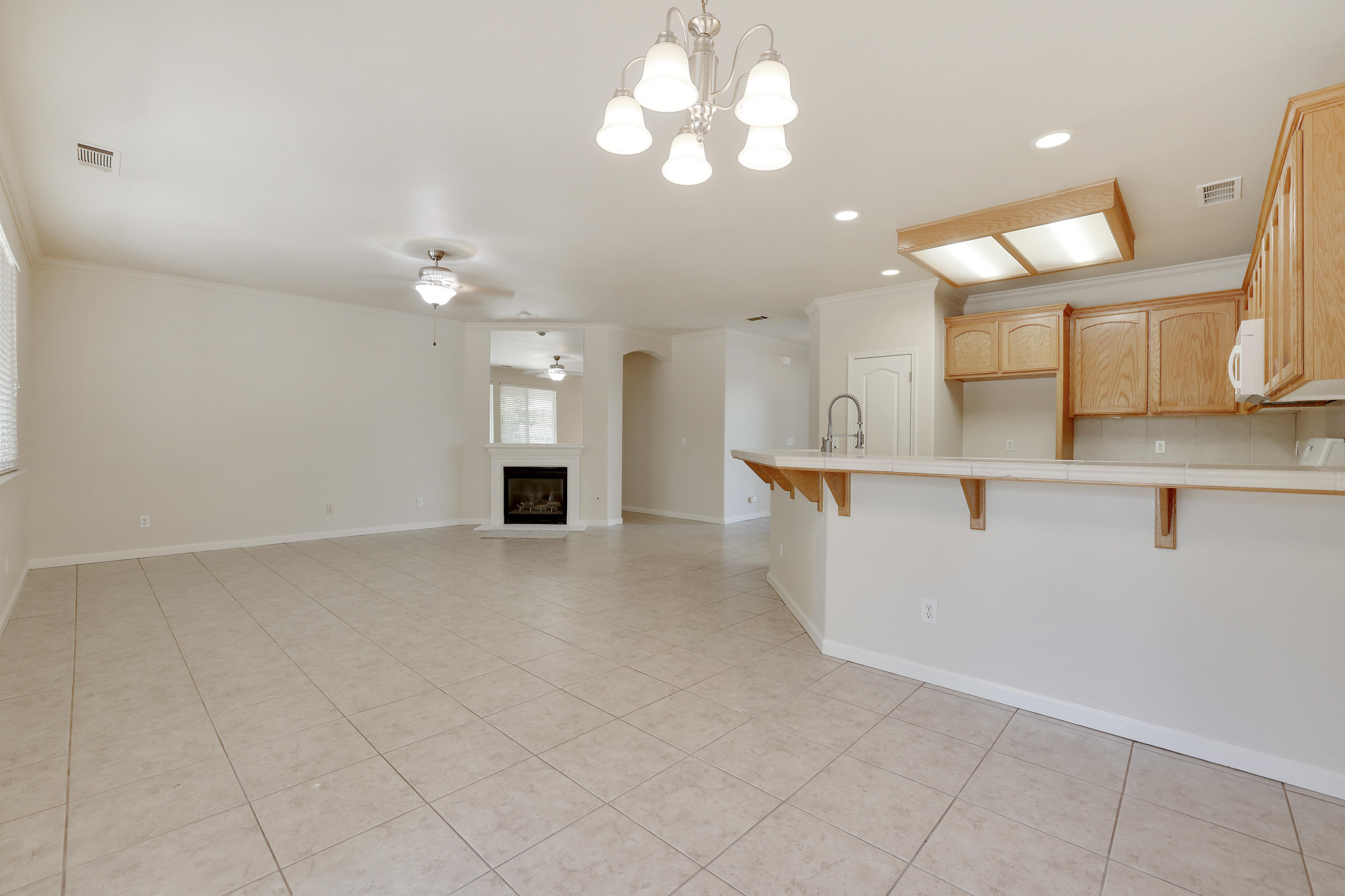 651 Leta Mae Court Exeter, CA 93221 - Photo 10 of 34 d50a2532