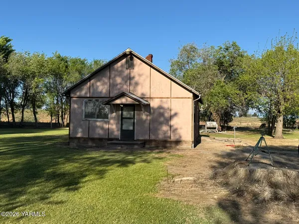 $385,000 | 151 Dalton Lane, Zillah, WA 98953