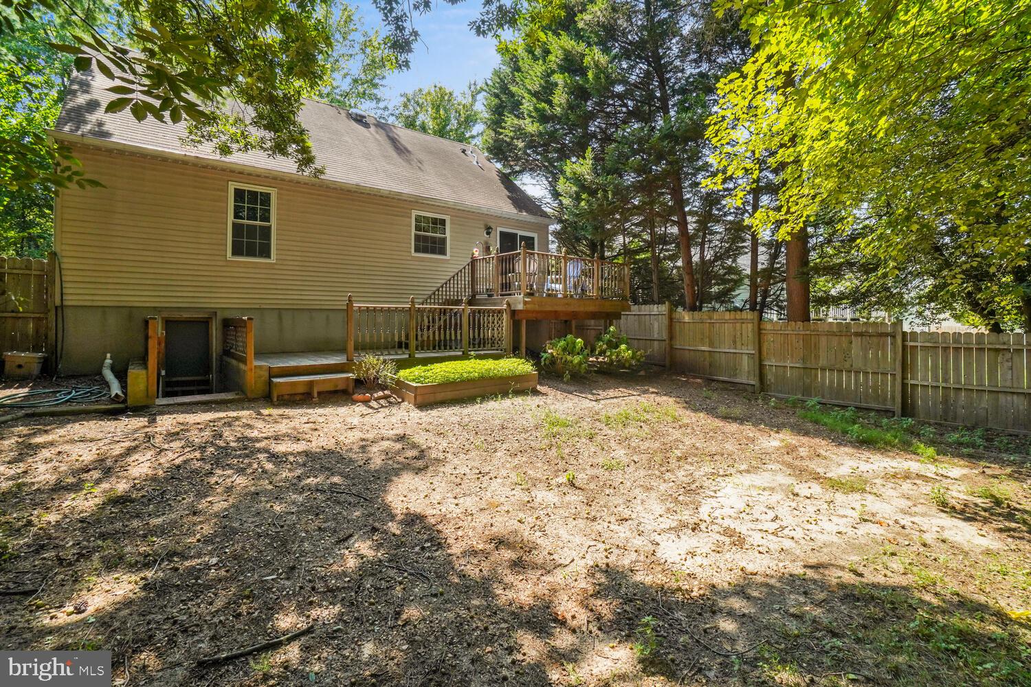 8026 Pine Ridge Road Pasadena, MD 21122 - Photo 36 of 39 Gallery Image 36