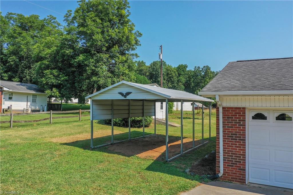167 Fairway Road Advance, NC 27006 - Photo 31 of 35 carport