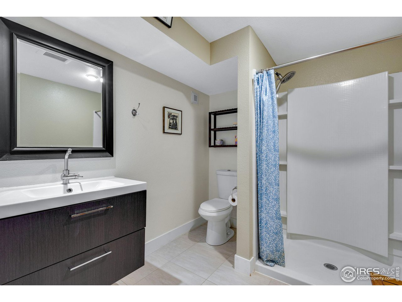 5508 Olde Stage Road Boulder, CO 80302 - Photo 29 of 40 Lower Level Bathroom