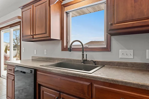 $479,900 | 1728 Ballinamore Place, De Pere, WI 54115