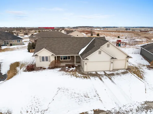 $479,900 | 1728 Ballinamore Place, De Pere, WI 54115