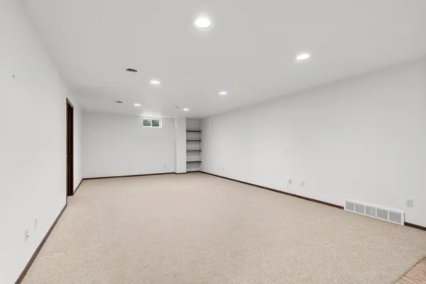 $479,900 | 1728 Ballinamore Place, De Pere, WI 54115