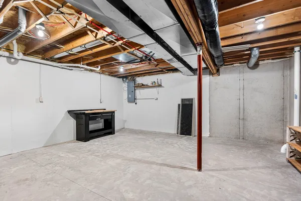 $479,900 | 1728 Ballinamore Place, De Pere, WI 54115