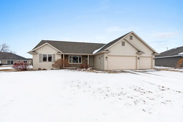 $479,900 | 1728 Ballinamore Place, De Pere, WI 54115