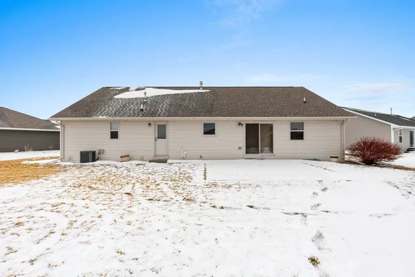 $479,900 | 1728 Ballinamore Place, De Pere, WI 54115
