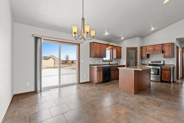 $479,900 | 1728 Ballinamore Place, De Pere, WI 54115