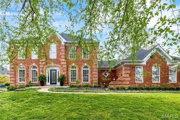 $739,000 | 553 Malinmor Drive, Weldon Spring, MO 63304