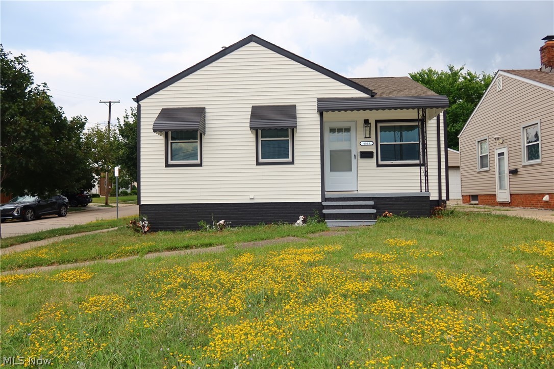 4919 Ridge Road Brooklyn, OH 44144 - Photo 1 of 27 Gallery Image 1