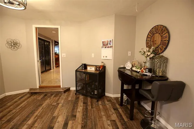 $650,000 | 2415 Zent Drive, Vandalia, IL 62471