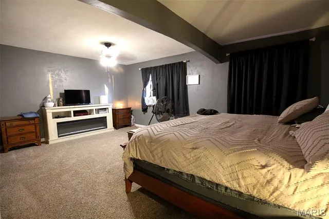 $650,000 | 2415 Zent Drive, Vandalia, IL 62471