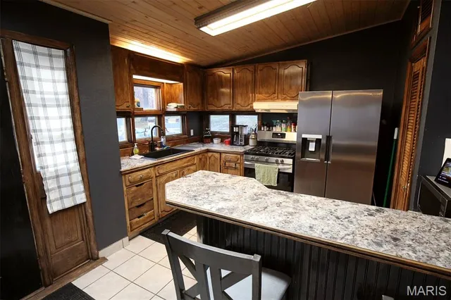 $650,000 | 2415 Zent Drive, Vandalia, IL 62471