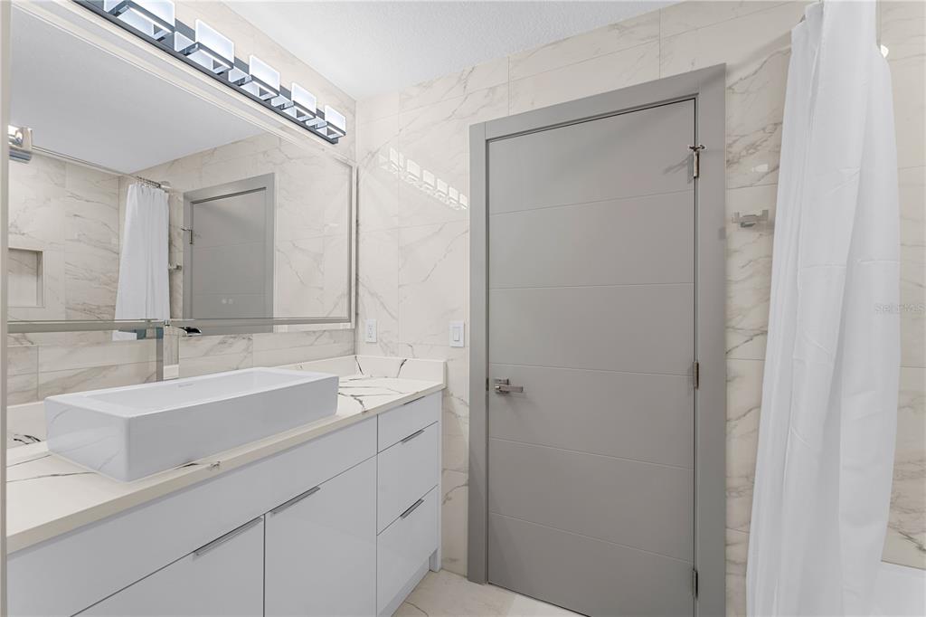 6300 Raleigh Street, Unit 115 Orlando, FL 32835 - Photo 11 of 33